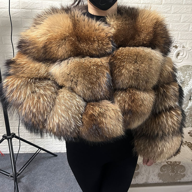 Топы больших размеров, коричне – обзор и цена Winter Clothing Pk